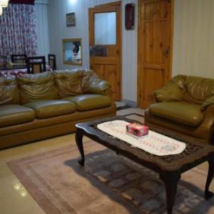 murree homeOn the rocks Gharial camp