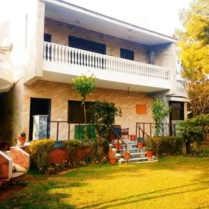 Cosmos Guest House Islamabad