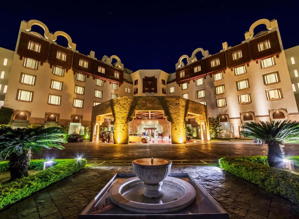 Islamabad Serena Hotel - main image