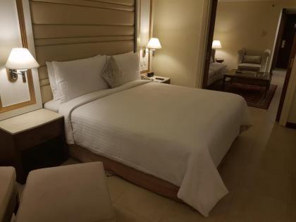 Islamabad Marriott Hotel - image 2