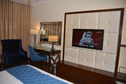 Islamabad Hotel - image 19