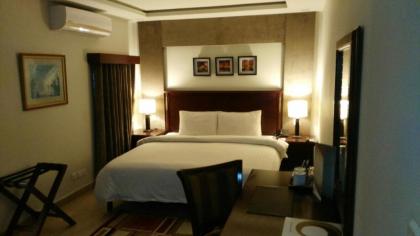 Hotel One Super - image 1