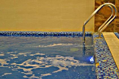 Centaurus Hotel Suites - image 11