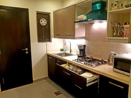 Designer 2Bed room luxury Flat near to isb airport - image 16