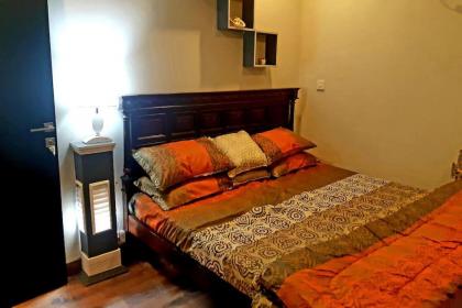 Designer 2Bed room luxury Flat near to isb airport - image 7