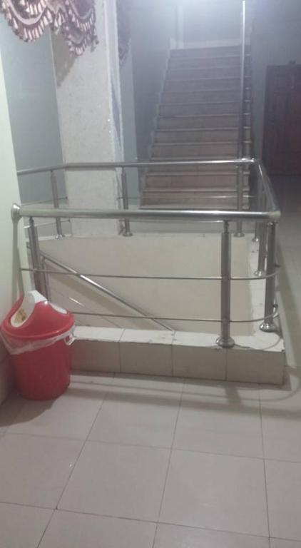 Shining Star Hotel - image 5