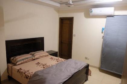 Makeen Furnished Apartments  - image 3