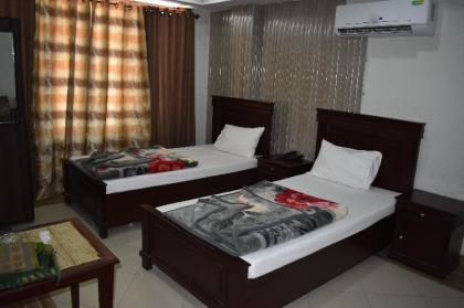 Hotel Kashmir Inn - image 9