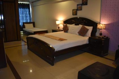 Hotel Pyramid International - image 1