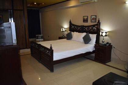Hotel Pyramid International - image 2