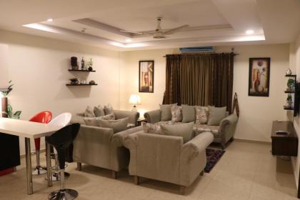 Executive One-Bedroom Apartment With Free WifiNetflixBreakfast In Bahria Town - image 17