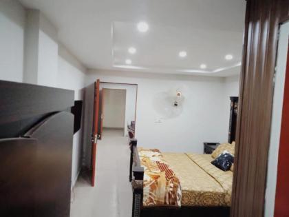 HS Global Apartments - image 8