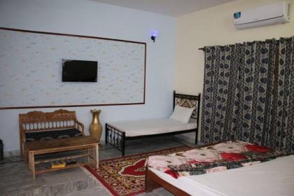 Baba Jee Guest House - image 13