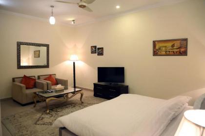 Butterfly Guest House Phase 7 Bahria Town - image 5