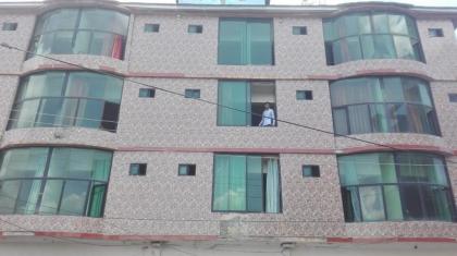 Kashmir Continental Hotel Murree - image 1