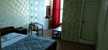 Kashmir Continental Hotel Murree - image 4