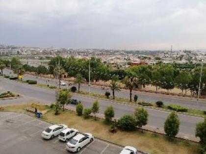 Luxurious Apt in Bahria Town on Main Road. - image 12