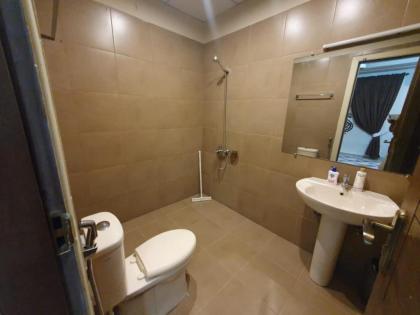 Executive 3 Bedrooms Park Face Apartment In Bahria Town - image 14