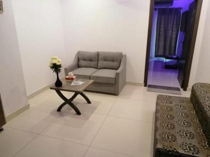 New & Luxury Apartment for Couples families and tourists - image 2