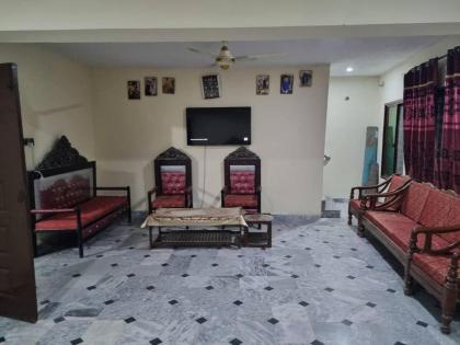 Beautiful 3-Bed Apartment in Gujar Khan - image 18