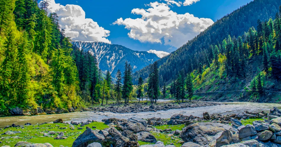Best Weekend Getaways Near Islamabad for Nature Lovers