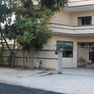 Royal Luxus Guest House