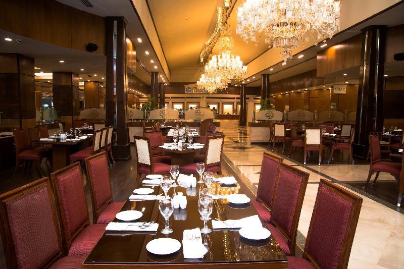 Islamabad Marriott Hotel - image 7