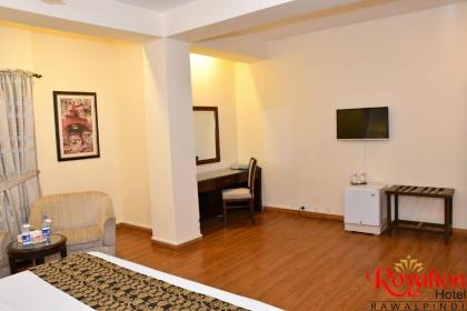 Royalton Hotel Rawalpindi - image 11