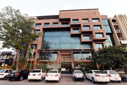 Hotel Crown Plaza Islamabad - image 1