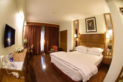 Hotel Crown Plaza Islamabad - image 18