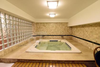 Hotel Crown Plaza Islamabad - image 4
