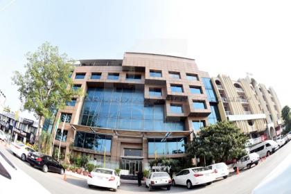 Hotel Crown Plaza Islamabad - image 5