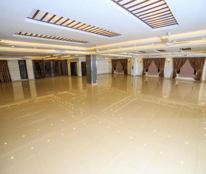 Shelton Hotel - image 12