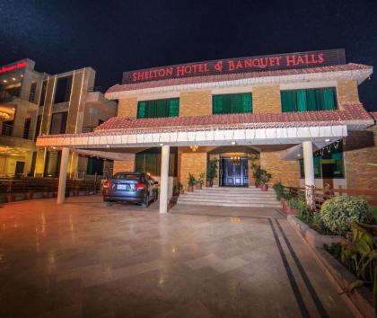 Shelton Hotel - image 18