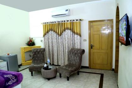 Apex Inn Guest House - image 12