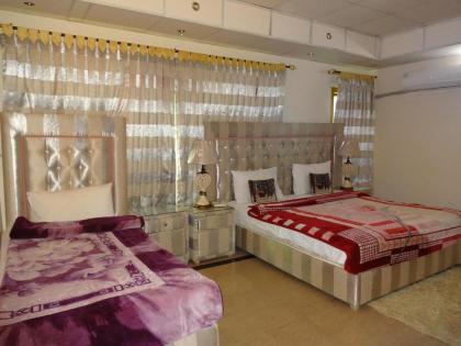 Apex Inn Guest House - image 20