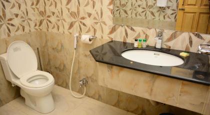Move N Pick Hotel Murree - image 26