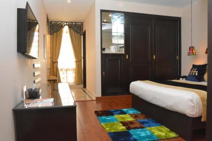 Islamabad Hotel - image 5
