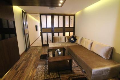 Islamabad Hotel - image 9