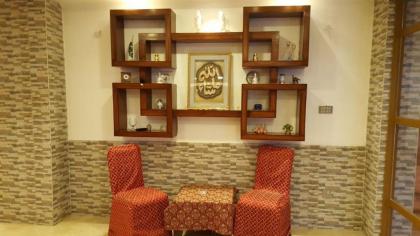 Grace Crown Hotel - image 5