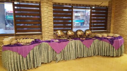 Grace Crown Hotel - image 6