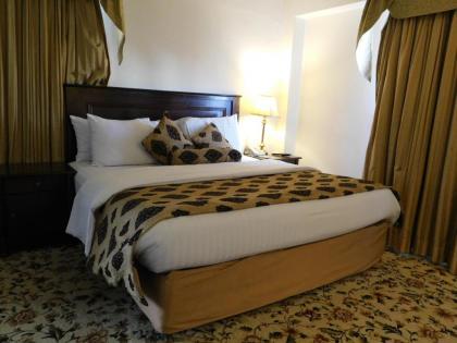 Hill View Hotel - image 20