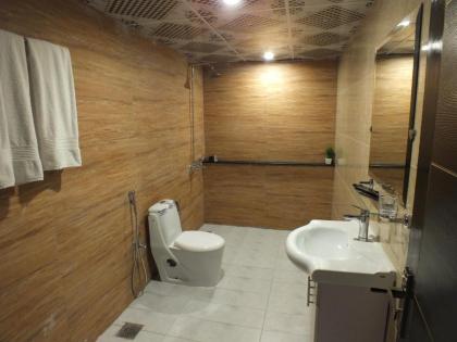 Humming Bird Resort and Executive Suites - image 25
