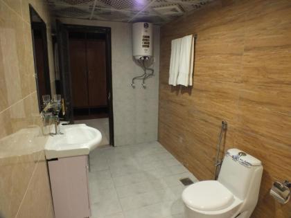 Humming Bird Resort and Executive Suites - image 26