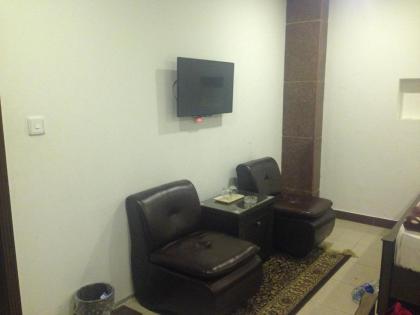 The Smart Hotel - image 14