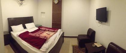 The Smart Hotel - image 5