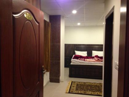The Smart Hotel - image 8