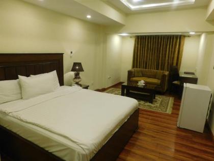 Diplomat Hotel - image 2