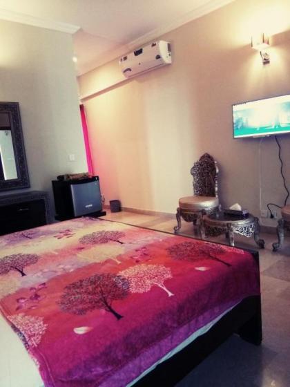 Royal Galaxy Guest House Islamabad - Near Islamabad Airport and Motorway - image 18