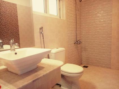 Royal Galaxy Guest House Islamabad - Near Islamabad Airport and Motorway - image 20